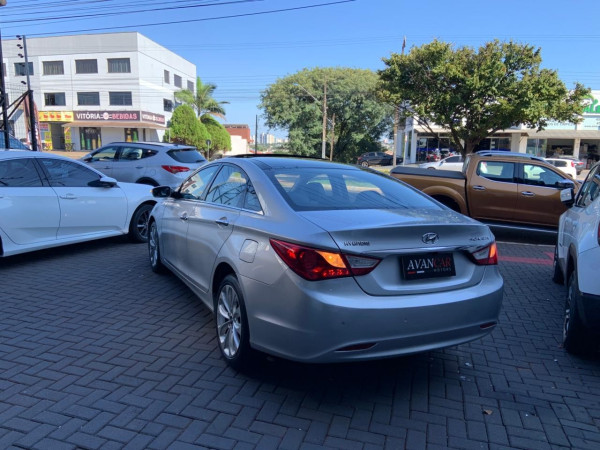 HYUNDAI Sonata 2.4 16V 4P GLS AUTOMÁTICO