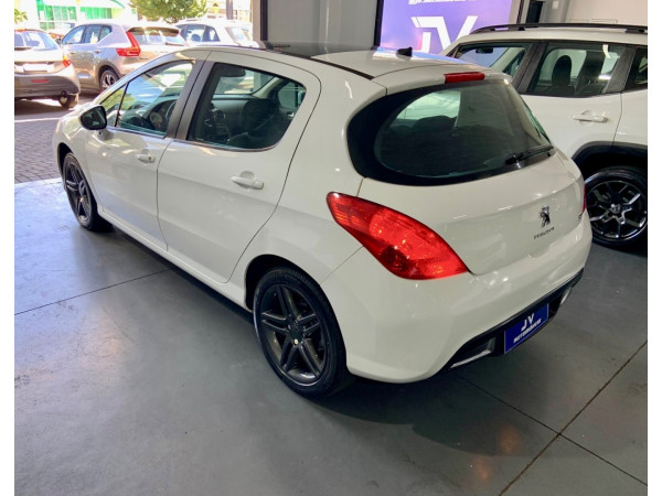 PEUGEOT 308 2.0 16V 4P FLEX ALLURE AUTOMÁTICO