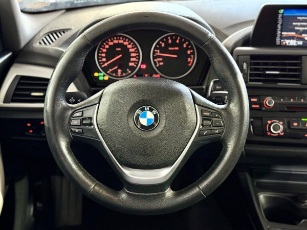 BMW 118I 1.6 16V TURBO AUTOMÁTICO