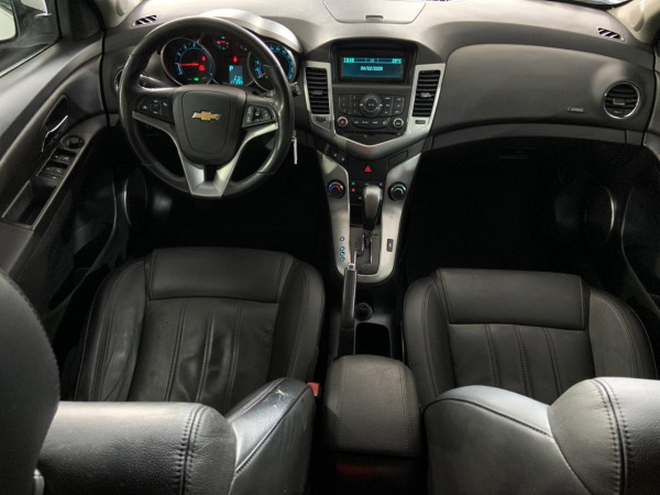 CHEVROLET Cruze Sedan 1.8 16V 4P LT ECOTEC FLEX AUTOMÁTICO