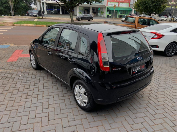 FORD Fiesta Hatch 1.0 4P