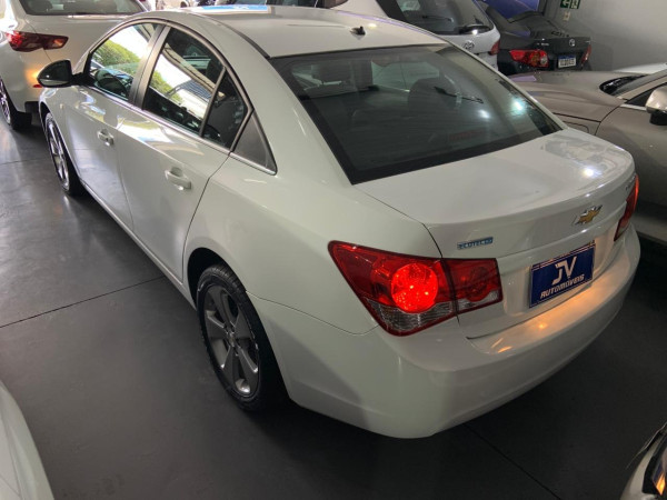 CHEVROLET Cruze Sedan 1.8 16V 4P LT ECOTEC FLEX AUTOMÁTICO