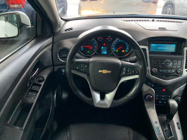 CHEVROLET Cruze Sedan 1.8 16V 4P LT ECOTEC FLEX AUTOMÁTICO