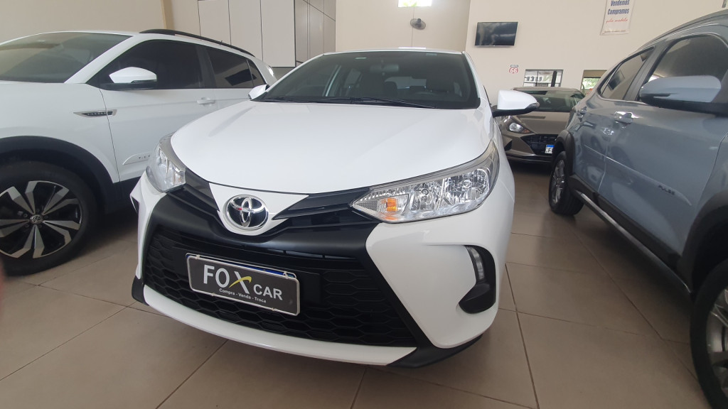 Yaris Hatch 1.5 16V 4P FLEX XL PLUS CONNECT MULTIDRIVE AUTOMÁTICO CVT