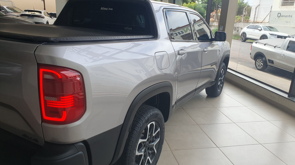 Rampage 2.0 4P TURBO DIESEL REBEL 4X4 AUTOMÁTICO