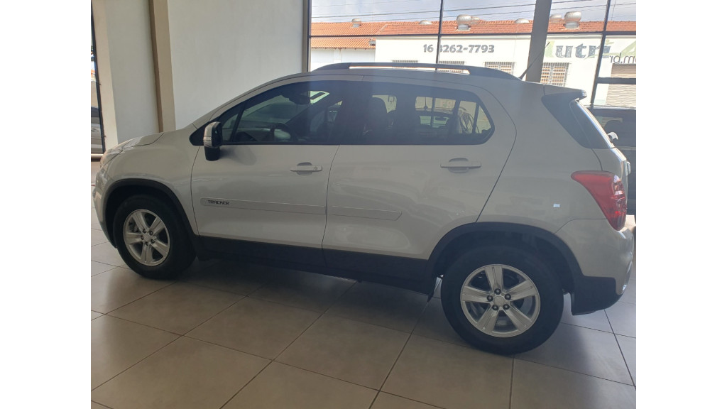 Tracker 1.0 4P FLEX TURBO LT AUTOMÁTICO