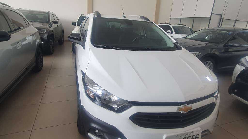 Onix Hatch 1.4 4P FLEX ACTIV AUTOMÁTICO