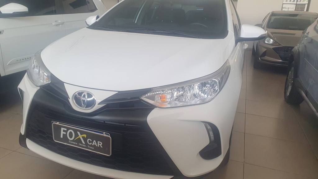 TOYOTA Yaris Hatch 1.5 16V 4P FLEX XL PLUS CONNECT MULTIDRIVE AUTOMÁTICO CVT