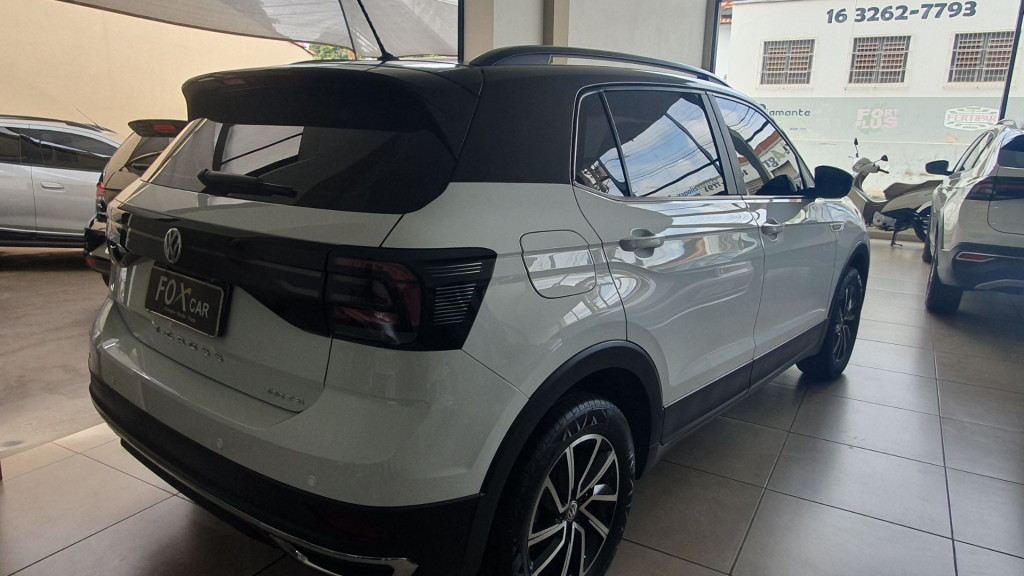 T-Cross 1.0 4P 200 TSI FLEX AUTOMÁTICO