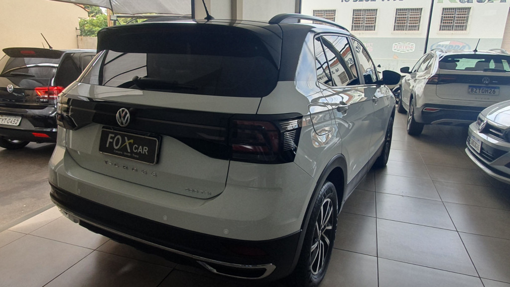 T-Cross 1.0 4P 200 TSI FLEX AUTOMÁTICO