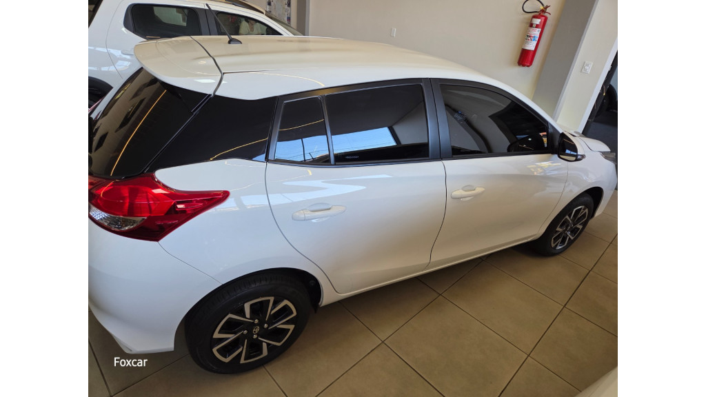 TOYOTA Yaris Hatch 1.5 16V 4P FLEX XL PLUS CONNECT MULTIDRIVE AUTOMÁTICO CVT