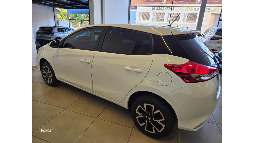 TOYOTA Yaris Hatch 1.5 16V 4P FLEX XL PLUS CONNECT MULTIDRIVE AUTOMÁTICO CVT