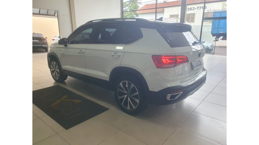 VOLKSWAGEN Taos 1.4 16V 4P FLEX 250 TSI HIGHLINE AUTOMÁTICO