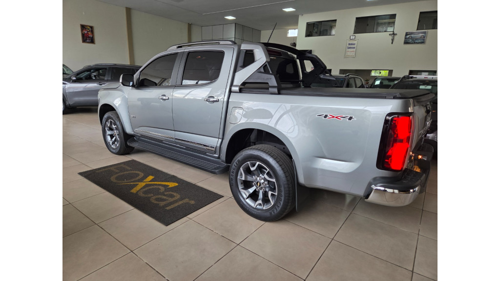 CHEVROLET S10 2.8 16V LTZ CABINE DUPLA 4X4 TURBO DIESEL AUTOMÁTICO