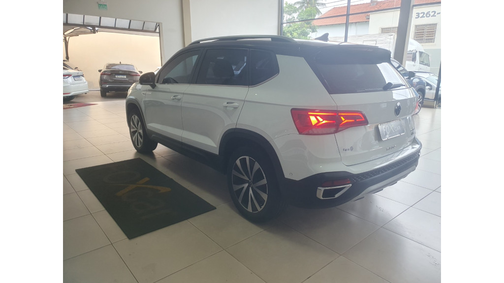 VOLKSWAGEN Taos 1.4 16V 4P FLEX 250 TSI HIGHLINE AUTOMÁTICO