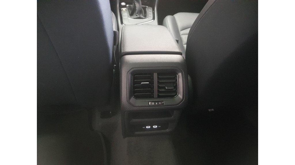 VOLKSWAGEN Taos 1.4 16V 4P FLEX 250 TSI HIGHLINE AUTOMÁTICO