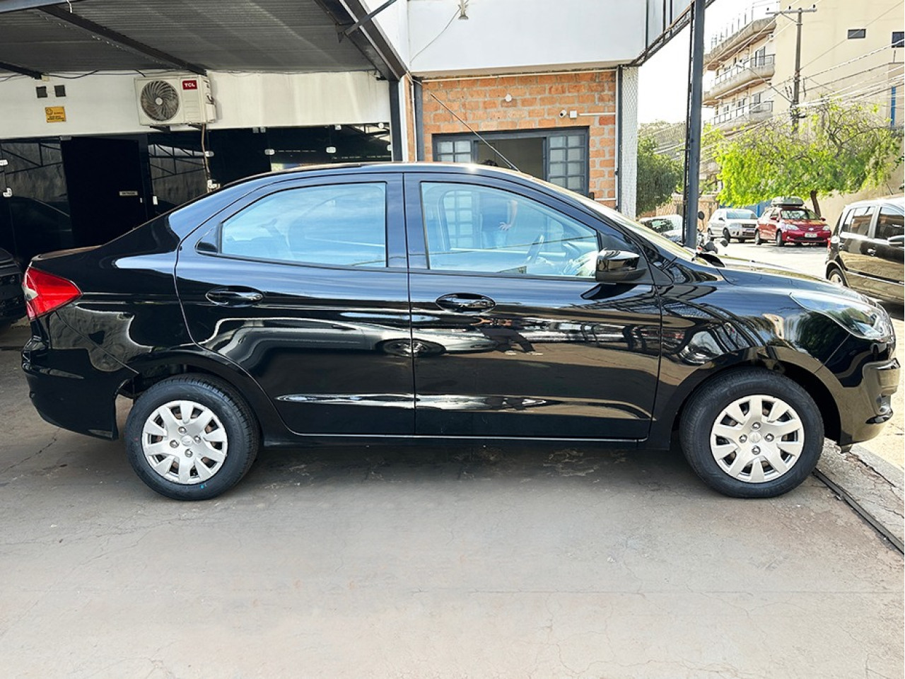 FORD KA 1.0 TIVCT SE SEDAN