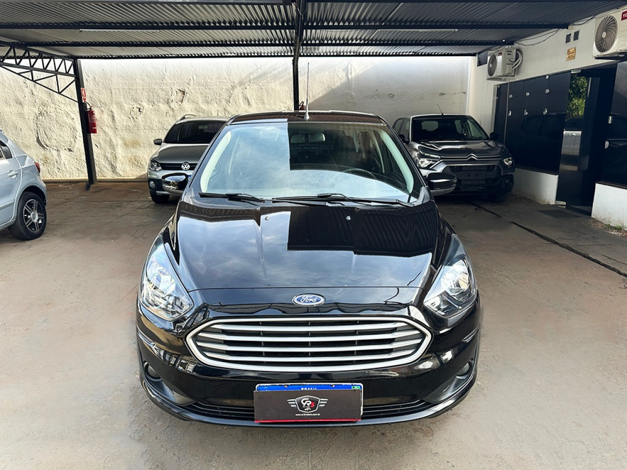 KA 1.0 TIVCT SE SEDAN