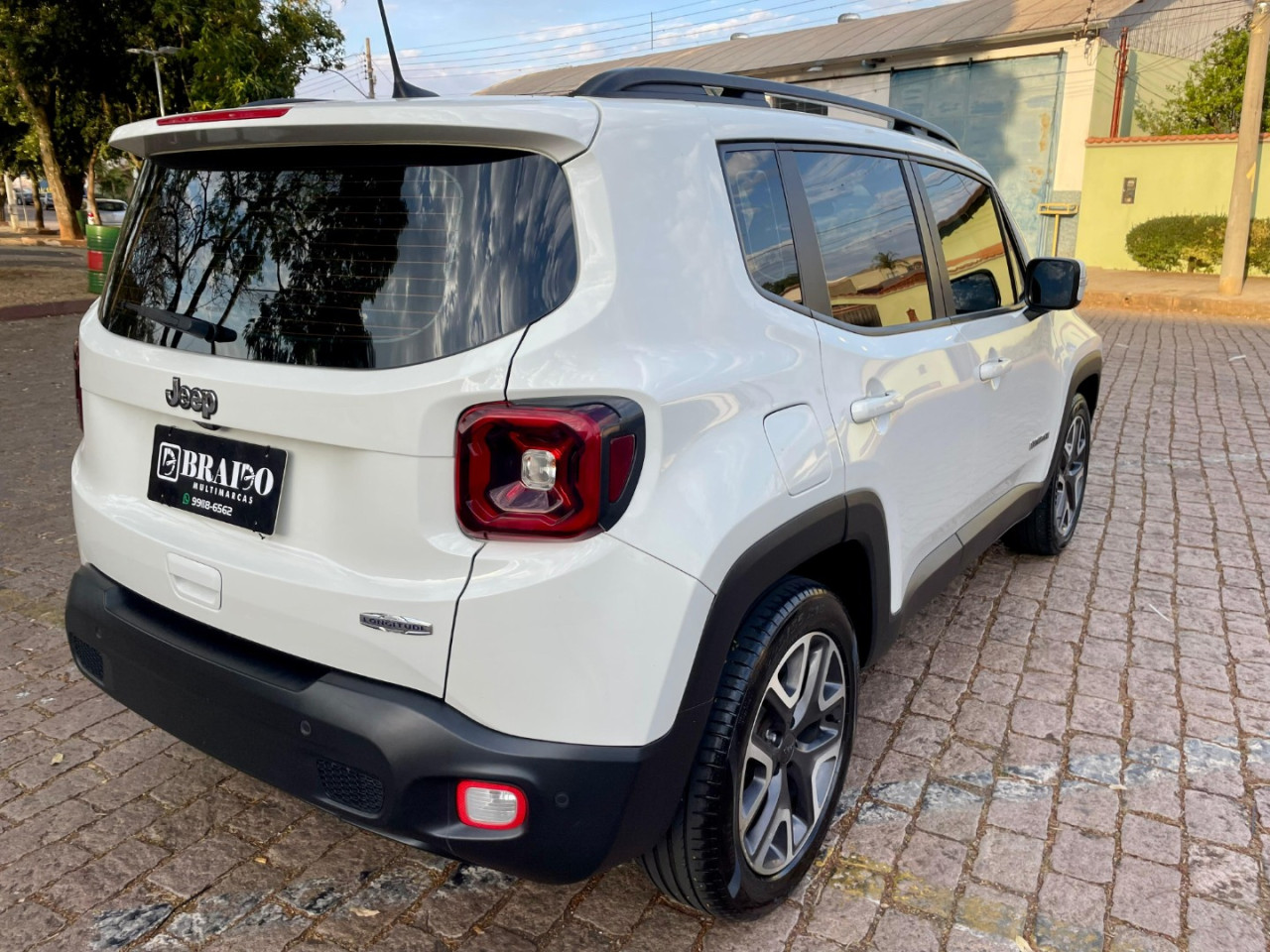 Renegade 1.8 16V 4P FLEX LONGITUDE AUTOMÁTICO