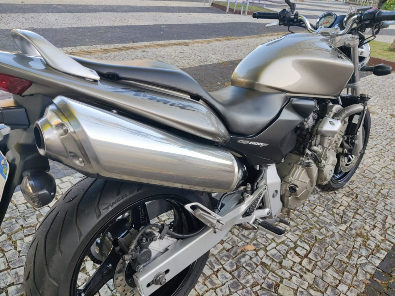 CB 600 F HORNET ABS