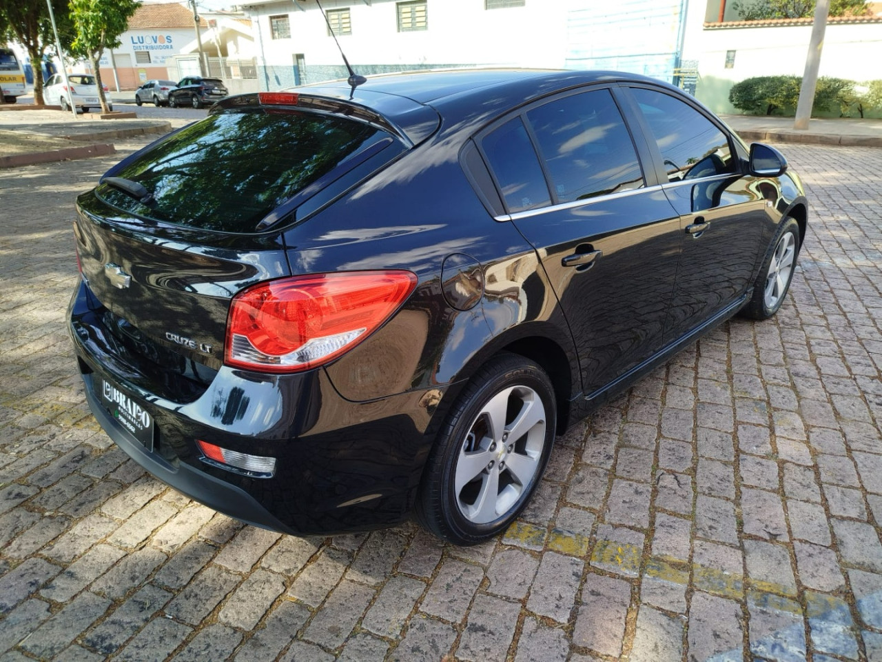 Cruze Hatch 1.8 16V 4P LT SPORT FLEX