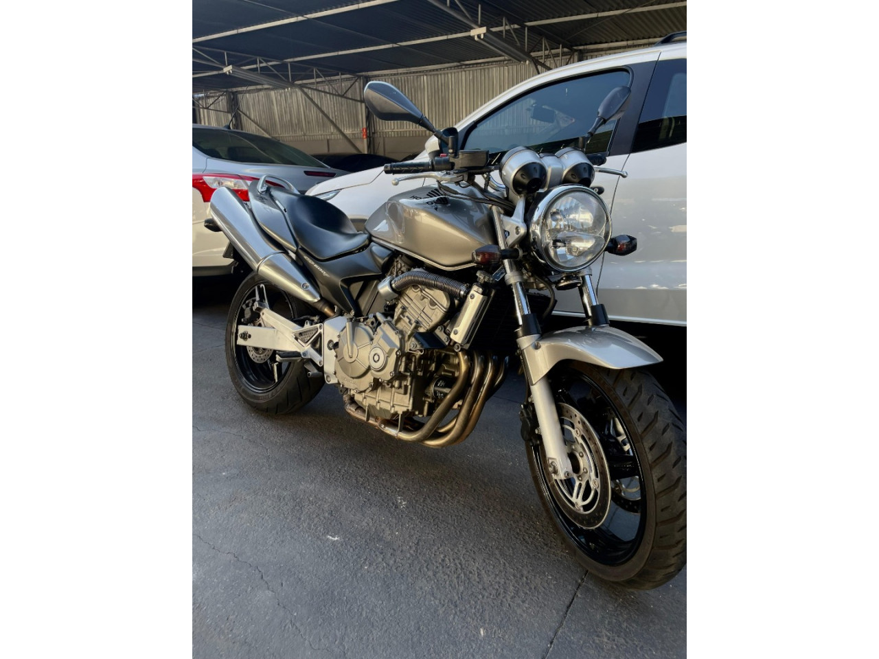 CB 600 F HORNET ABS