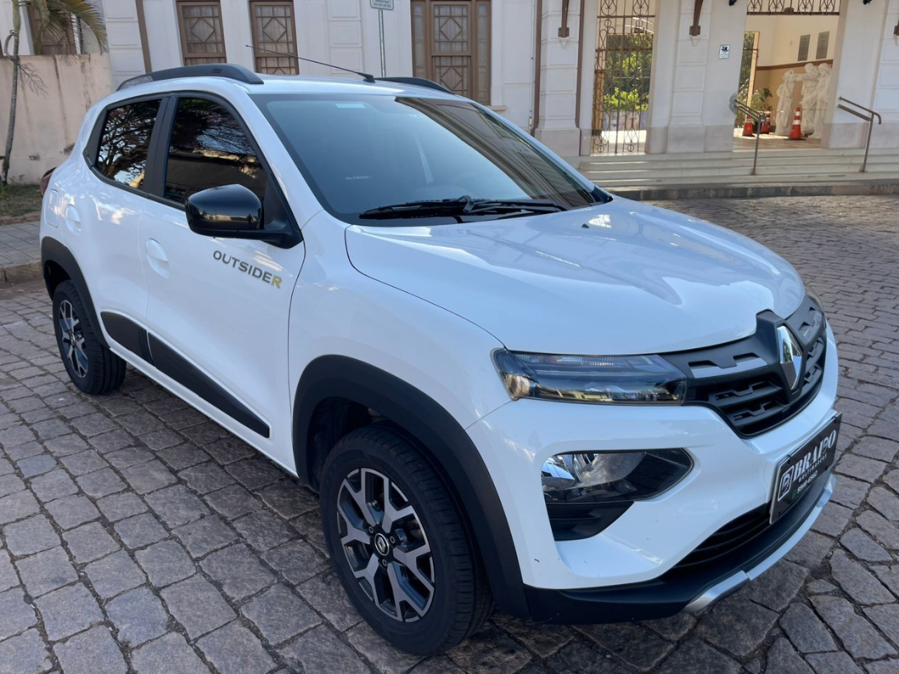Kwid 1.0 12V 4P SCE FLEX OUTSIDER