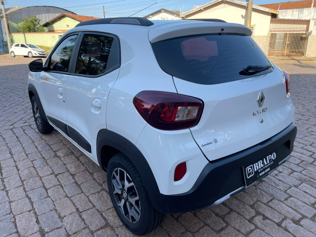 Kwid 1.0 12V 4P SCE FLEX OUTSIDER