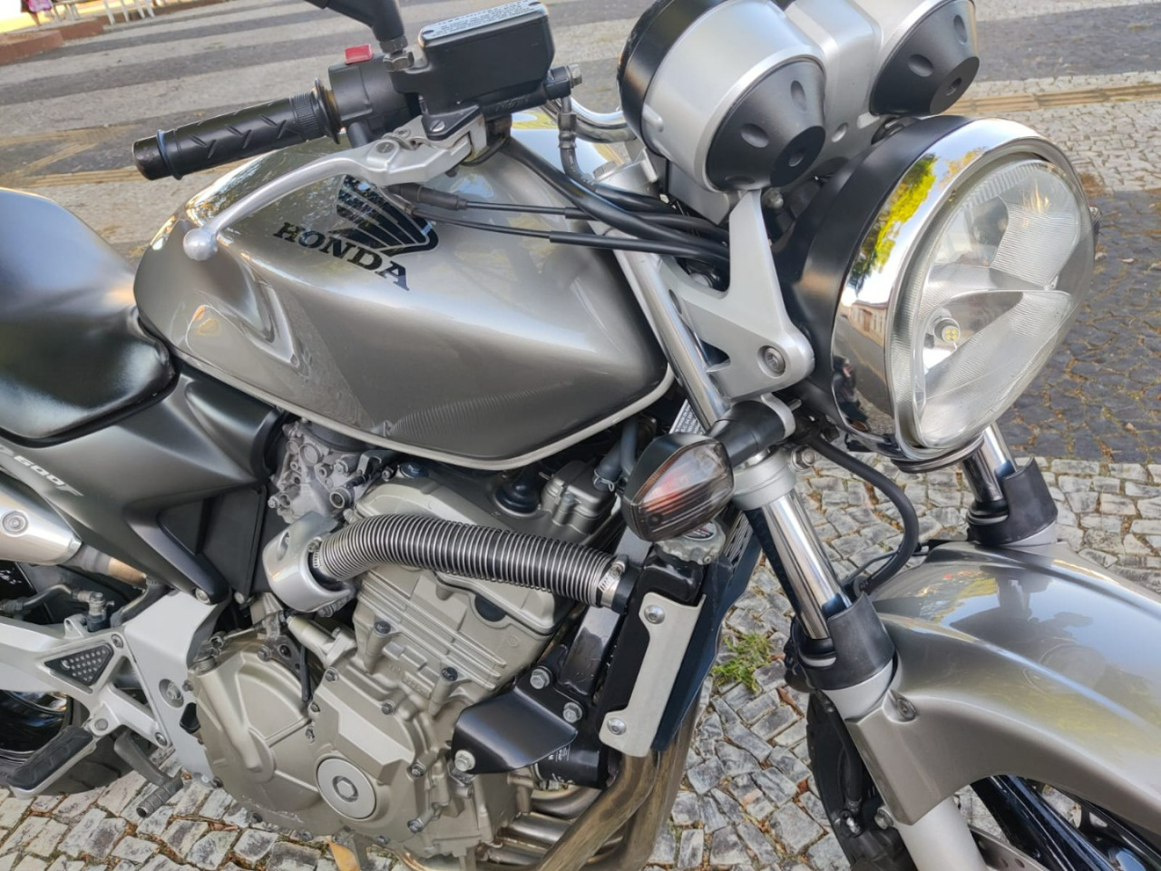 CB 600 F HORNET ABS
