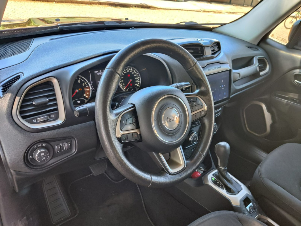 Renegade 1.8 16V 4P FLEX SPORT AUTOMÁTICO