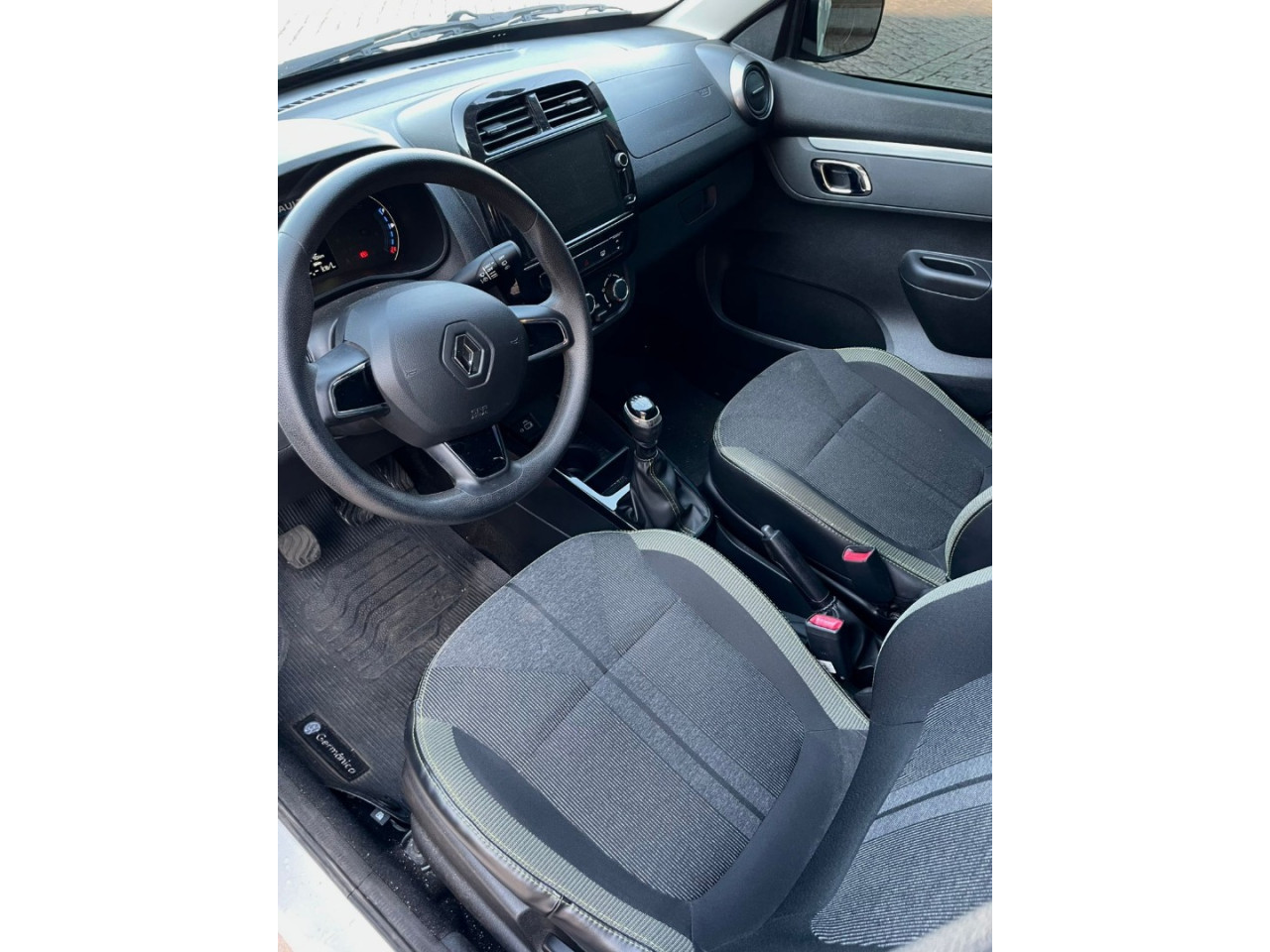 Kwid 1.0 12V 4P SCE FLEX OUTSIDER