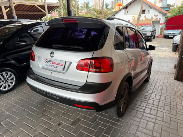 Space Cross 1.6 4P FLEX