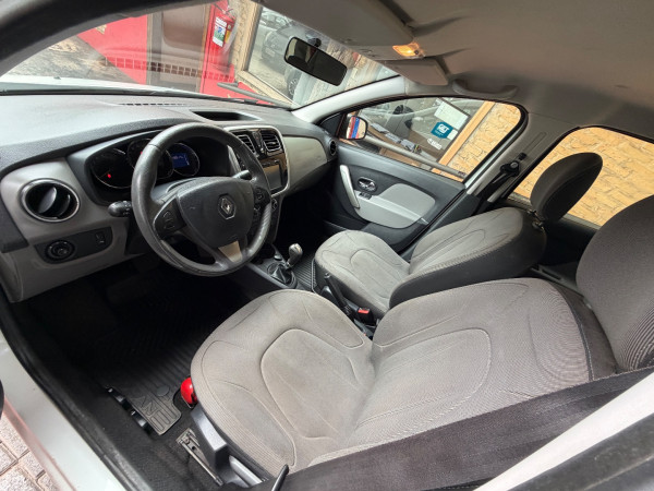 RENAULT Logan 1.6 4P FLEX DINAMIQUE EASY-R AUTOMATIZADO