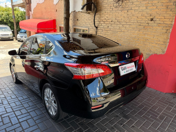 NISSAN Sentra 2.0 16V 4P SL AUTOMÁTICO CVT