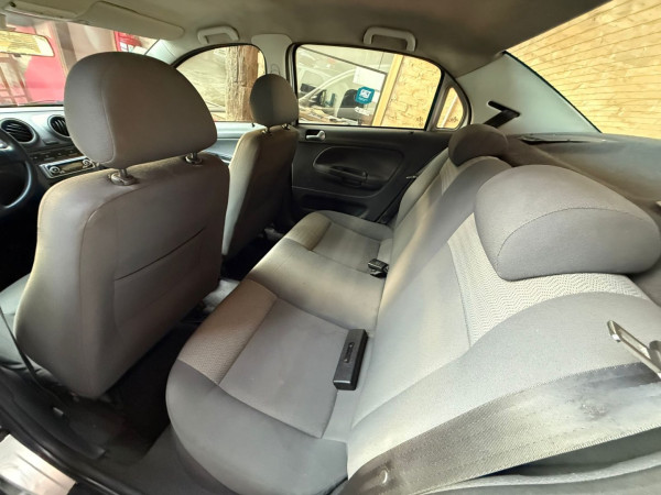 VOLKSWAGEN Voyage 1.0 4P TREND FLEX