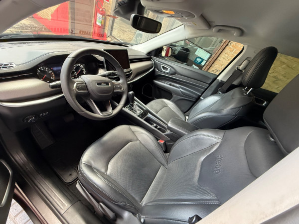 Compass 1.3 16V 4P FLEX LONGITUDE T270 TURBO AUTOMÁTICO