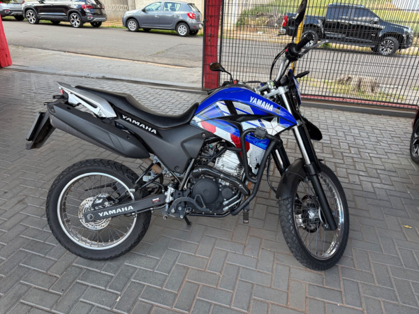 XTZ 250 LANDER
