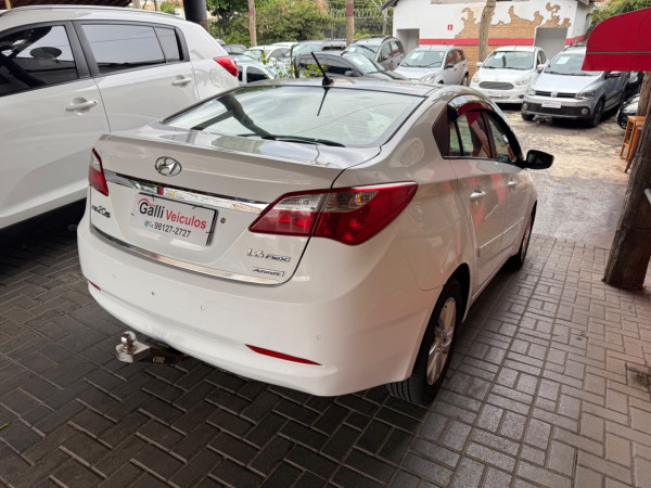 HYUNDAI HB 20 Sedan 1.6 16V 4P FLEX PREMIUM AUTOMÁTICO