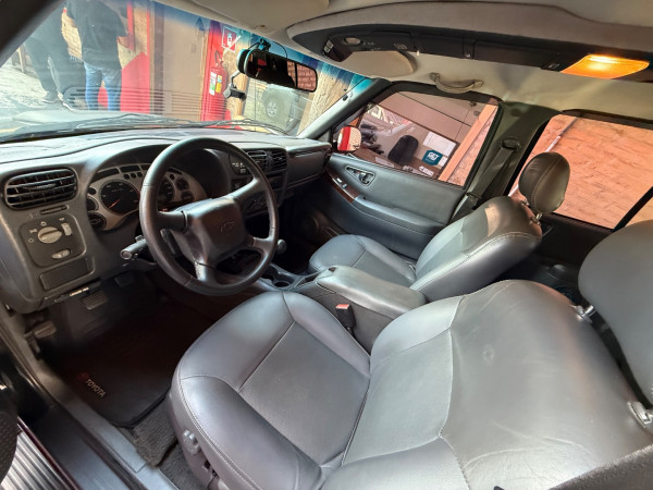 S10 2.8 12V EXECUTIVE CABINE DUPLA TURBO DIESEL