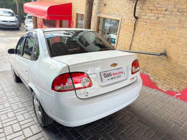 CHEVROLET Classic Sedan 1.0 4P VHCE FLEX LS