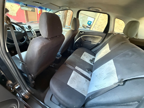 Fiesta Hatch 1.6 4P TRAIL FLEX