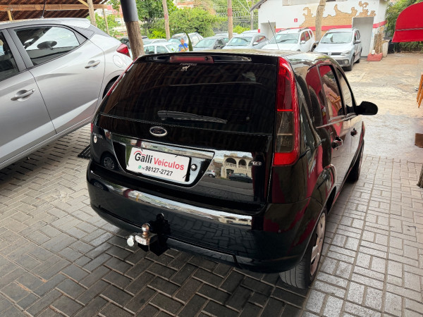 FORD Fiesta Hatch 1.6 4P FLEX