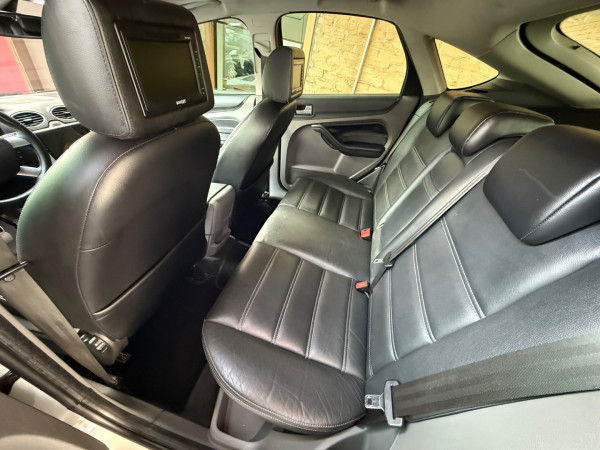 Focus Hatch 2.0 16V 4P TITANIUM PLUS FLEX