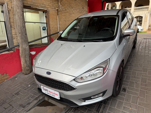 Focus Sedan 2.0 16V 4P FLEX SE PLUS FASTBACK POWERSHIFT AUTOMÁTICO