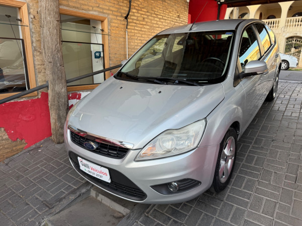 Focus Hatch 2.0 16V 4P GLX FLEX AUTOMÁTICO