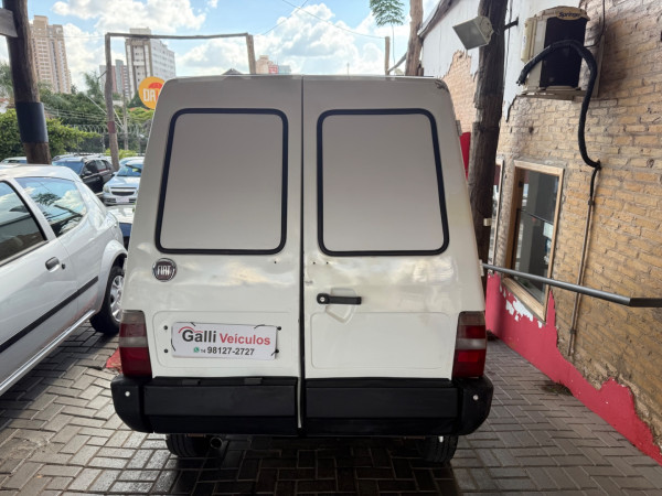 FIAT Fiorino Furgão 1.4 FLEX