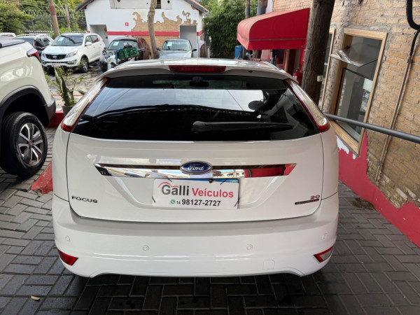 Focus Hatch 2.0 16V 4P TITANIUM PLUS FLEX