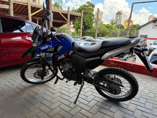 XTZ 250 LANDER