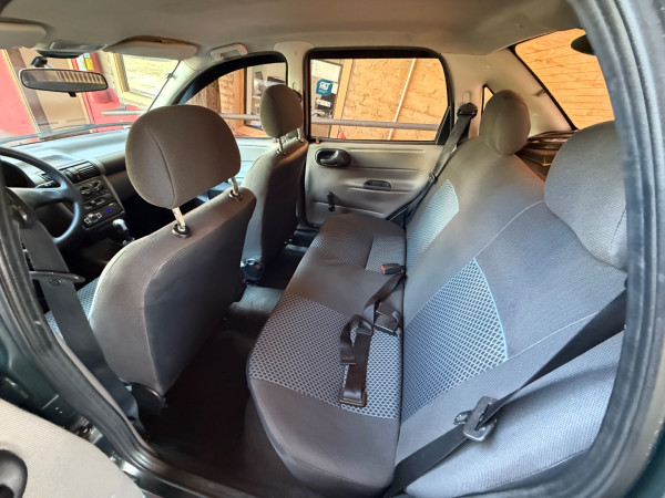 Classic Sedan 1.0 4P VHCE FLEX LS