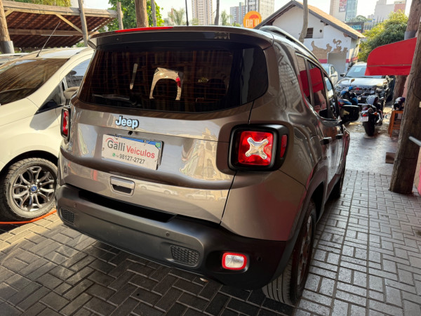 JEEP Renegade 1.8 16V 4P FLEX AUTOMÁTICO